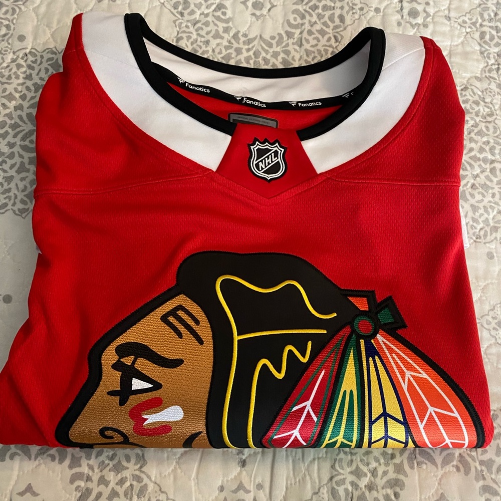 Patrick Kane #88 Chicago Blackhawks Home  Breakaway Jersey (Red) Size XXL - Picture 10 of 10